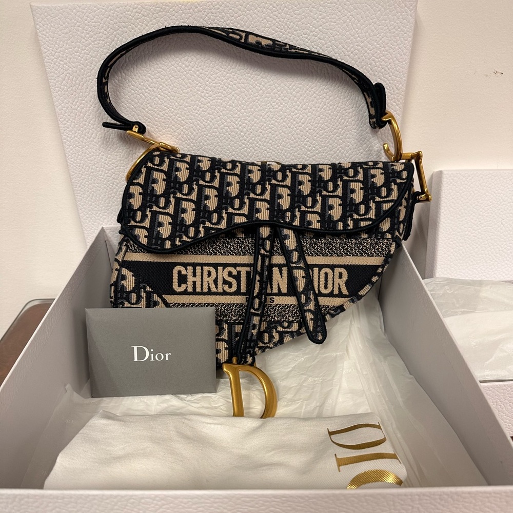 DIOR SADDLE BAG!!!